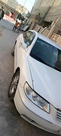 هيونداي أزيرا